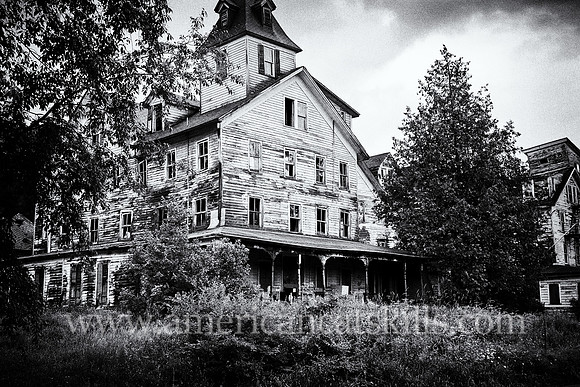 Cold Spring House