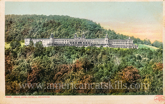 Postcard titled "Grand Hotel, Catskill Mountains" published by the Detroit Photographic Company."