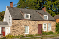 Photograph of the Polly Crispell Cottage in Hurley, New York.