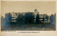 Photograph titled "Kiamesha Lake House, Kiamesha, N. Y." published by photographer George M. Gardner of Monticello, New York.