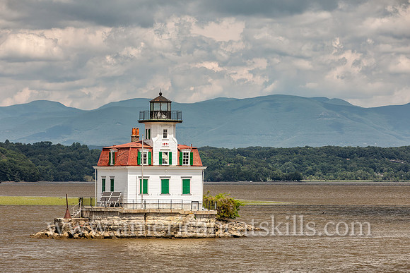 Photograph of the Esopus Meadows Lighthouse, located on the Hudson River in New York.