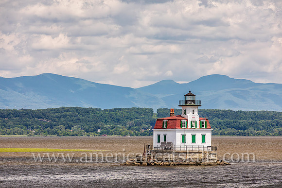 Photograph of the Esopus Meadows Lighthouse, located on the Hudson River in New York.