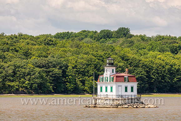 Photograph of the Esopus Meadows Lighthouse, located on the Hudson River in New York.