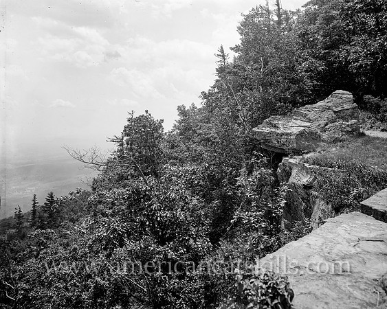 [Catskill Mtns., Hudson River valley from Catskill Mountain House, New York] (2)