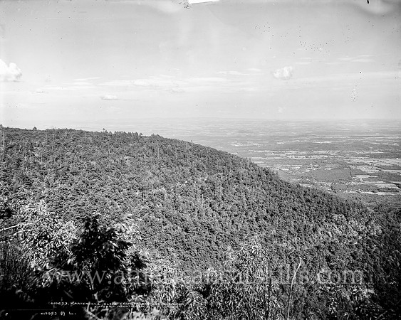 Kaaterskill Clove from Palenville overlook, Catskill Mountains, N.Y. (1)