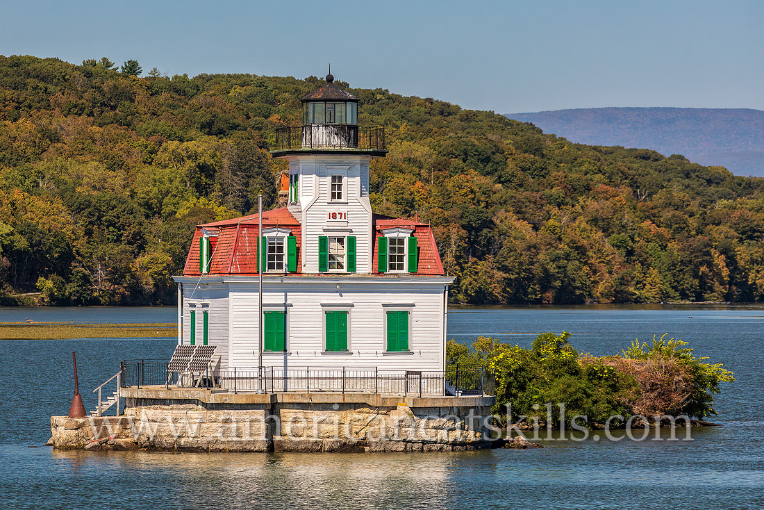 Photograph of the Esopus Meadows Lighthouse, located on the Hudson River in New York.