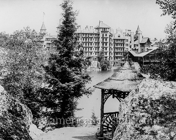 [Gazebo and lake, Mohonk Mountain House, Lake Mohonk, N.Y.]