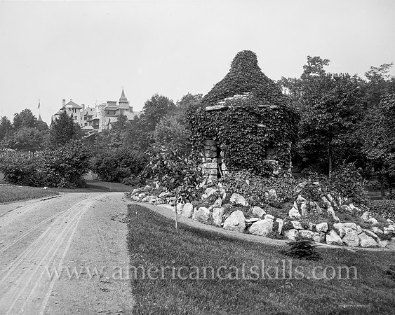 Lake Mohonk House from Garden Drive, N.Y.