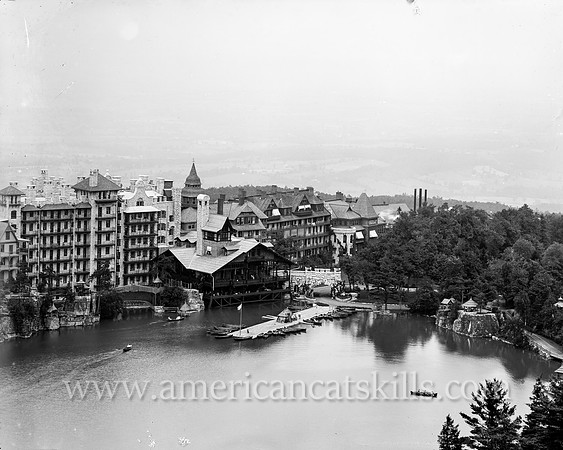 Lake Mohonk House from sky top path (2)