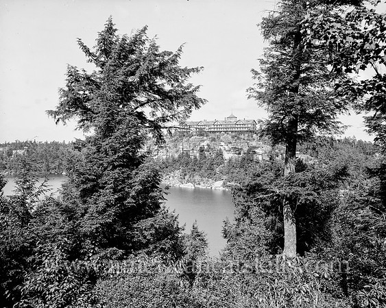 Lake Minnewaska, N.Y., from Millbrook Mountain Road
