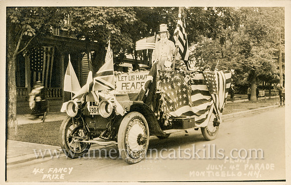 Vintage postcard titled "Float, 4th Fancy Prize, July 4th Parade, Monticello, N. Y." published by photographer Howard P. Thompson of Monticello, New York.