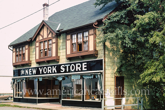 New York Store, Lake Huntington, New York (1)