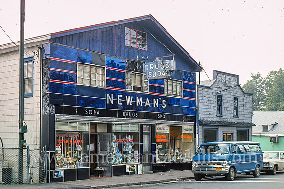 Newman's Drugs, Lake Huntington, New York