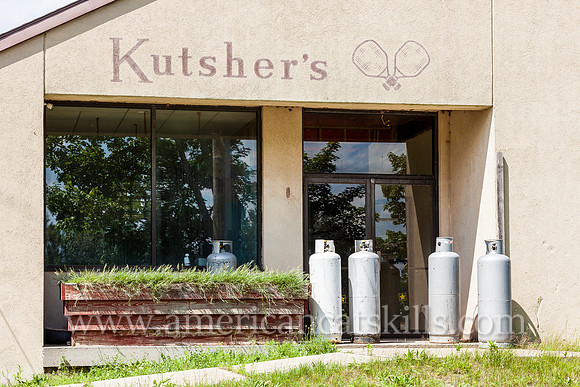 The once world famous Kutsher’s was a grand resort located in the Borscht Belt region of the southern Catskills.