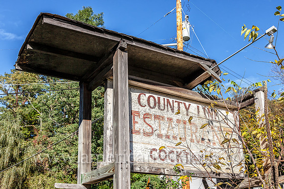 The once popular County Line Restaurant, as its name implies, sits on the border of Ulster County and Sullivan County in the small hamlet of Spring Glen.