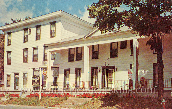 Vintage photograph titled "Delaware Motor Inn, Route 23, Stamford, N. Y." by photographer Vincent B. Cantwell of Hobart, New York.