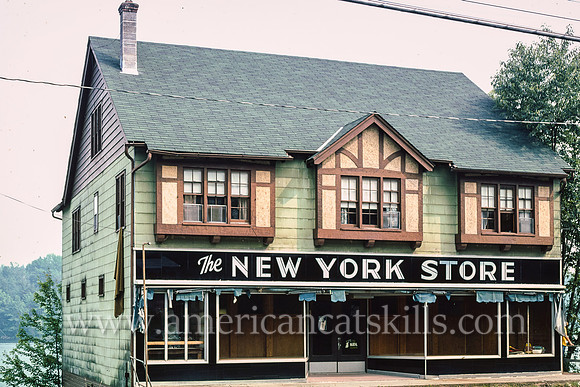 New York Store, Lake Huntington, New York (2)