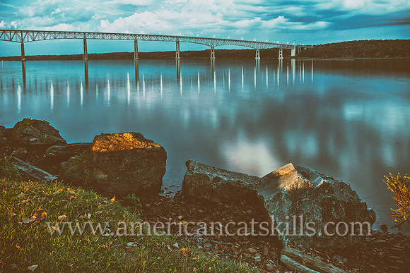 The Kingston-Rhinecliff Bridge, also known as the George Clinton Memorial Bridge, spans the Hudson River, connects the city of Kingston to the rural hamlet of Rhinecliff in Dutchess County.