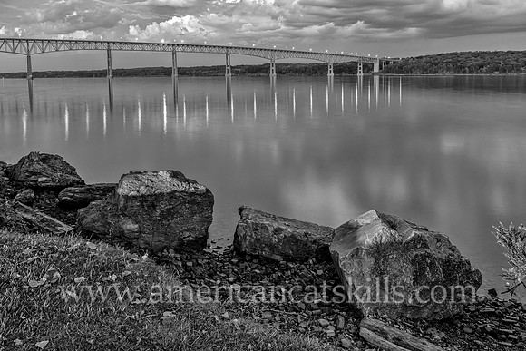 The Kingston-Rhinecliff Bridge, also known as the George Clinton Memorial Bridge, spans the Hudson River, connects the city of Kingston to the rural hamlet of Rhinecliff in Dutchess County.