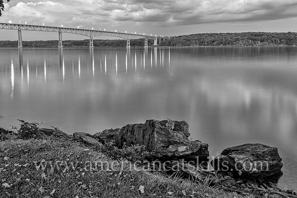 The Kingston-Rhinecliff Bridge, also known as the George Clinton Memorial Bridge, spans the Hudson River, connects the city of Kingston to the rural hamlet of Rhinecliff in Dutchess County.