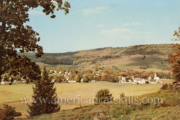 Vintage postcard by photographer Bob Wyer of the village of Stamford and the surrounding mountains.