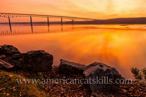 The Kingston-Rhinecliff Bridge, also known as the George Clinton Memorial Bridge, spans the Hudson River, connects the city of Kingston to the rural hamlet of Rhinecliff in Dutchess County.