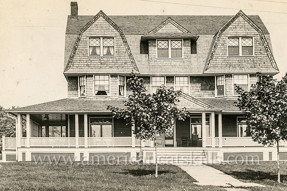 This vintage real photo postcard of a boarding house was published by Hillig’s Photo Studio in Liberty, New York.