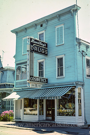 Huntley's Drugs, Cairo, New York (2)