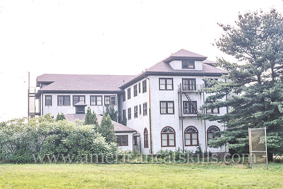 Lorraine Hotel, Route 52, Lake Huntington, New York (4)