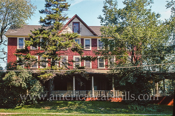 Willow Lane Hotel, Monticello, New York