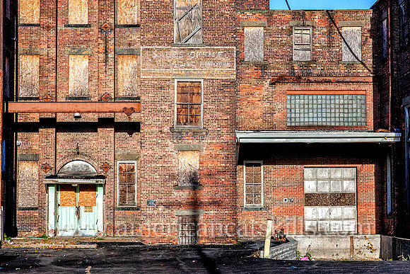 The now vacant United States Lace Curtain Mills textile factory, operating from 1902 to 1951, is located in the Midtown area of Kingston, New York.