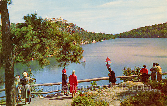 Sailing at Lake Minnewaska