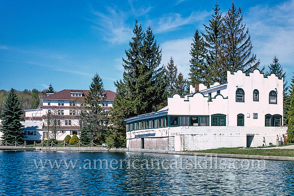 Tennanah Lakeshore Lodge, casino & main building, Roscoe, New York